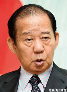 二階俊博幹事長
