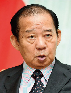 二階俊博幹事長