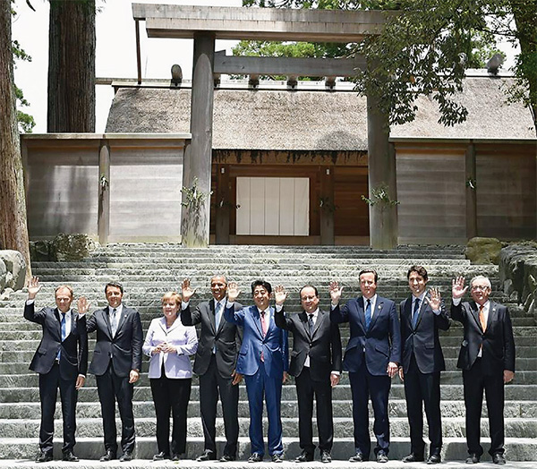安倍首相はG7首脳を伊勢神宮に誘い「御垣内参拝」をさせた
