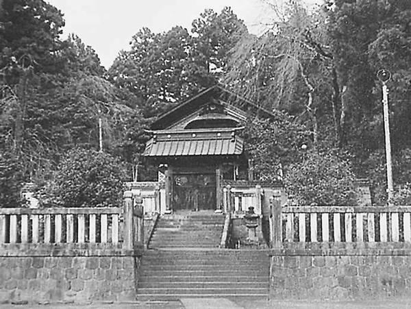 「本門戒壇の大御本尊」は広宣流布の時を待ち、この御宝蔵に秘蔵厳護されてきた