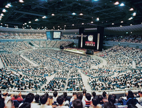 「本門寺改称断固粉砕」の捨身のご決意が表明された横浜アリーナ大総会