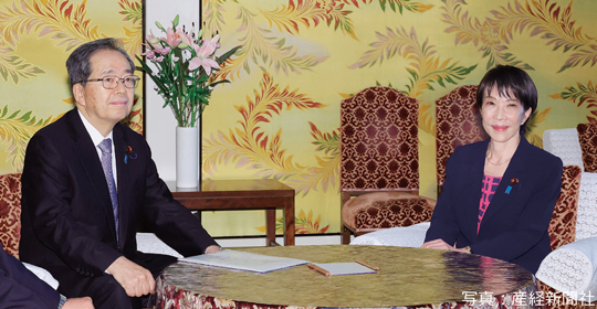 四半世紀の連立が解消に至った高市（右）と斉藤の会談（10月10日）